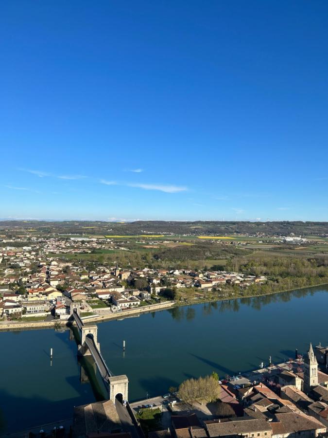 Appartements Neufs Avec Garages Dans Maison De Village Andance المظهر الخارجي الصورة